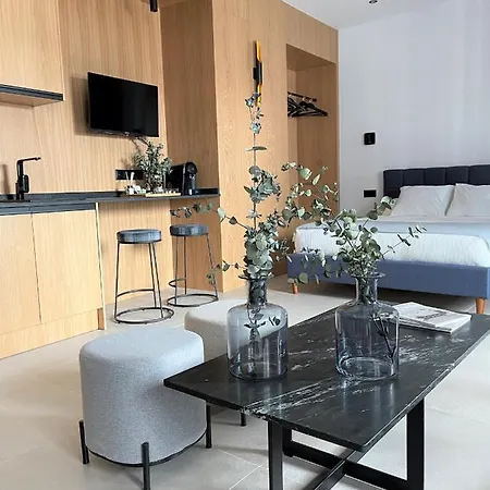 VIDAL APARTAMENTOS con parking privado. Carmona  Exterior foto